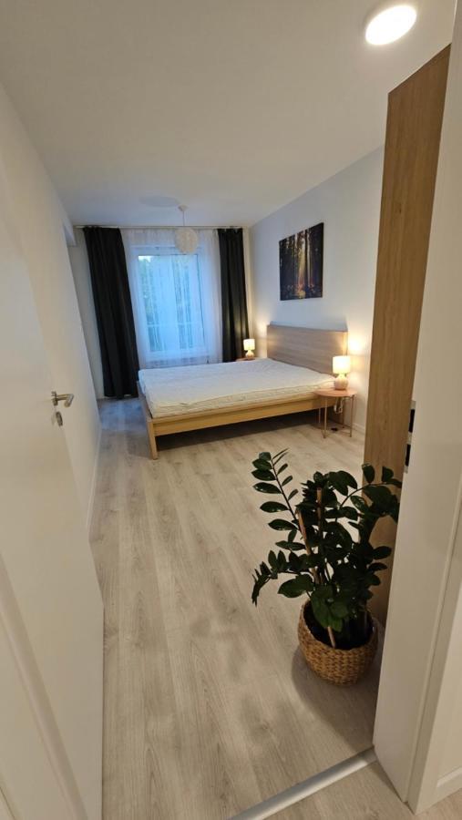 2 Room Apartment With Terrace, 2Ak Братислава Екстер'єр фото